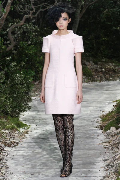 Look 7
